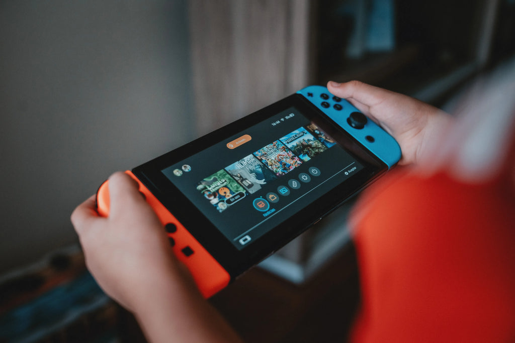 Nintendo Switch 本体+ソフト+プロジェクター 120インチの大画面でプレイ！世界初！？のゲーム機対応マルチ